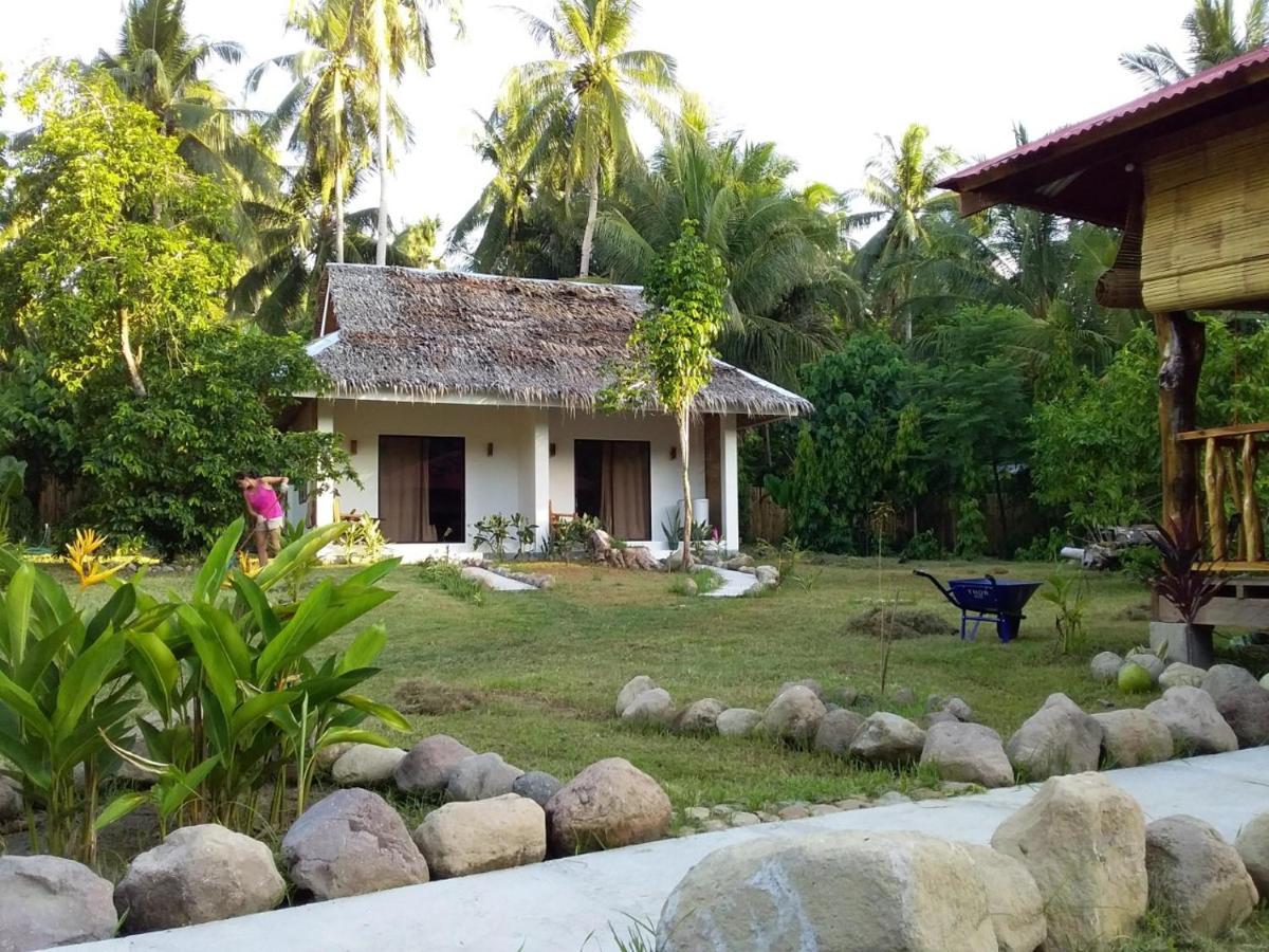 Happy Coconut Camiguin 호텔 맘바자오 외부 사진